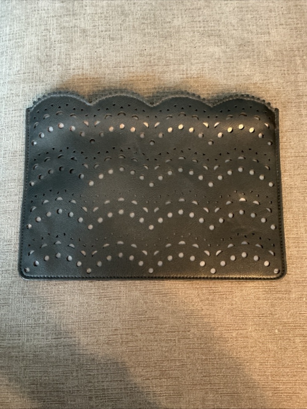 Scallop Laser-Cut Leather Wristlet Clutch - Black